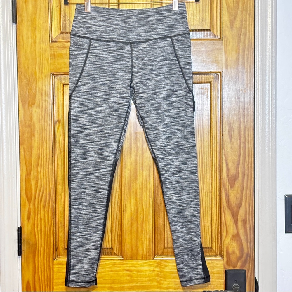 Victoria's Secret Victoria Sport Knockout Mesh Accent Workout Pants Women’s M